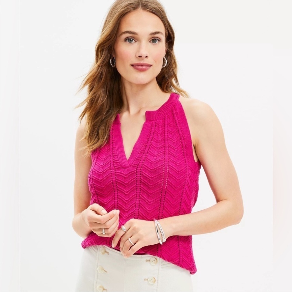 🆕 LOFT | Scalloped Split Neck Halter Sweater Sleeveless Top in Fuschia Sz Medium